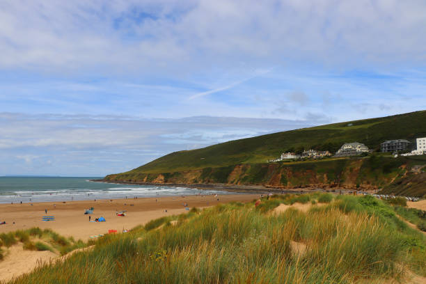 istock Sands and grass of Saunton sand dunes 1304426283