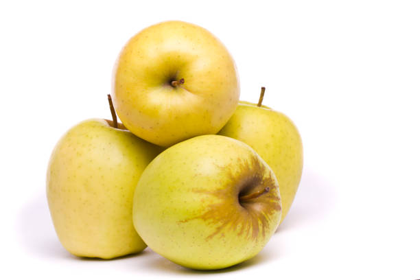 istock some tasty yellow apples 1304439520