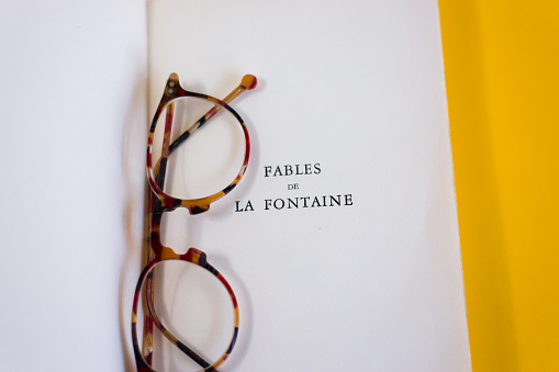Open Book, Title Page: Fables of La Fontaine