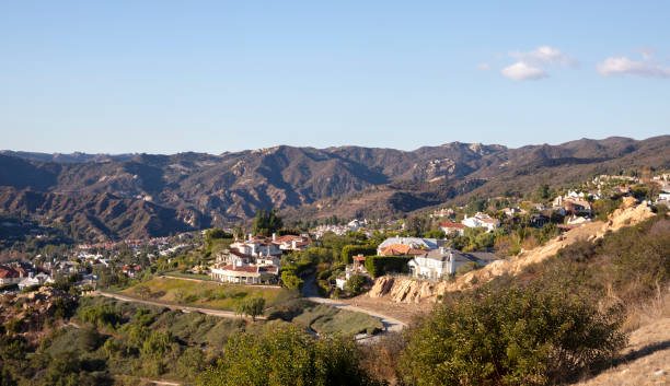 istock Pacific palisades hills and houses 1304463428