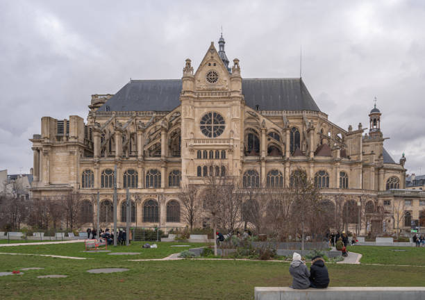 Paris, France: Panoramic View of Saint-Eustache Church Paris, France - 12 30 2020: View of Saint-Eustache Church from Nelson Mandela Garden église saint eustache stock pictures, royalty-free photos & images