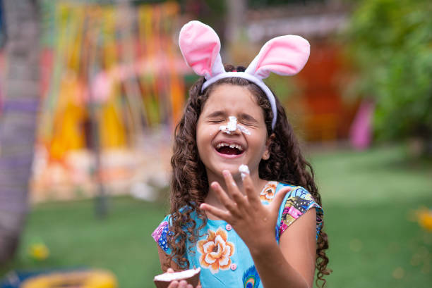 ostern lateinamerika 2021 - bunny girl stock-fotos und bilder
