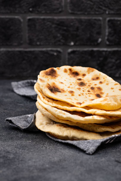 Pita bread, traditional Jewish food Pita bread, traditional Jewish and Israeli food flatbread stock pictures, royalty-free photos & images
