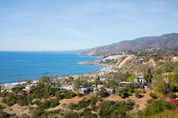istock Pacific palisades coastline hills and houses 1304622730
