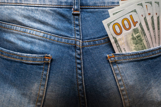 istock Cash in your pocket. 1304654306