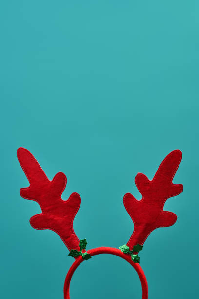istock Headband with antlers, christmas decoration with place for text 1304727164