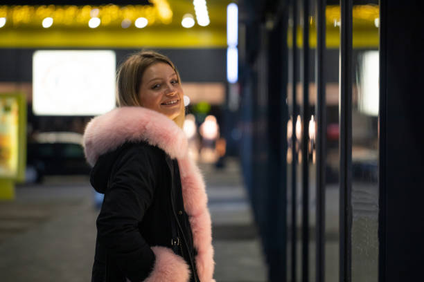Young woman looking for some good clothes