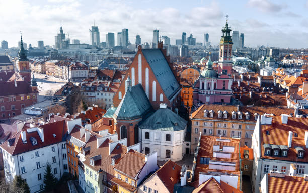 istock Warsaw, Poland 1304784586