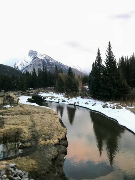 istock Western canadian landscapes 1304793405