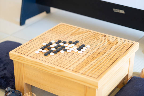 istock Game Go Table Japanese Chinese Asian traditional strategy game 1304842087