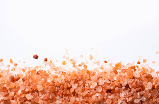 istock Fine-grain pink Himalayan salt and crystals - Text space 1305006512