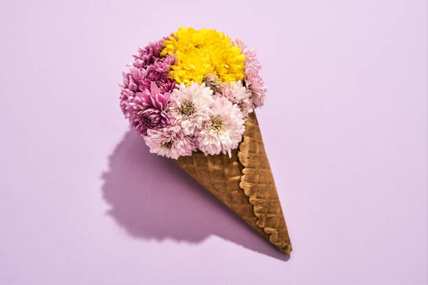 istock Beautiful bouquet lying on a pink background 1305079998