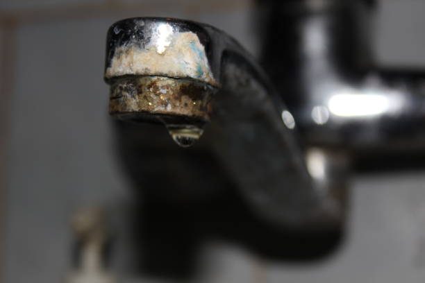 istock an old rotten fountain leaks 1305124871