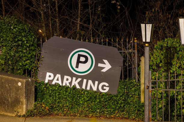 Parking sign this way