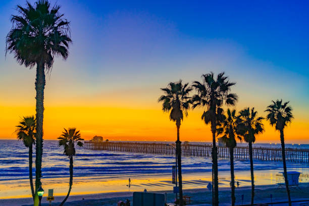 istock SOUTHERN CALIFORNIA SUNSET WITH PIER AT OCEANSIDE CA 1305220252