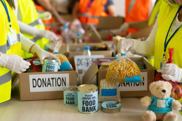 istock Food donation for poor people 1305326659