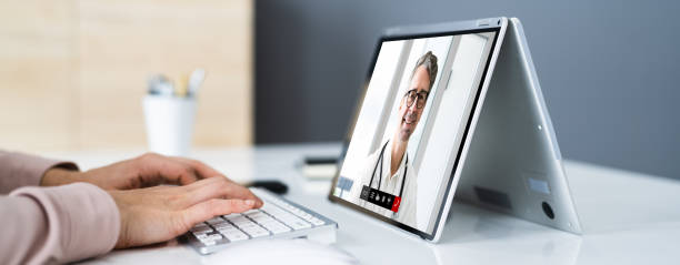 istock Online Video Patient Consultation 1305332178