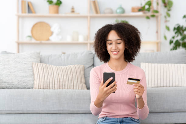 istock Pleasure from buying, modern shopping and fast delivery 1305354987