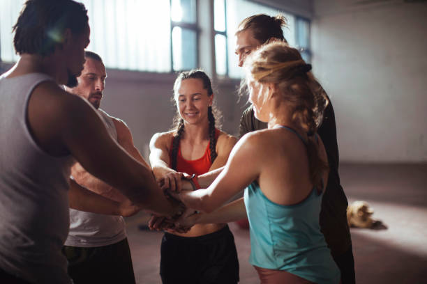istock Gym is better with friends 1305421076