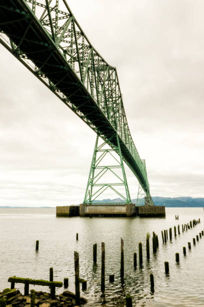 아스토리아 메글러 브리지 - astoria washington bridge 뉴스 사진 이미지