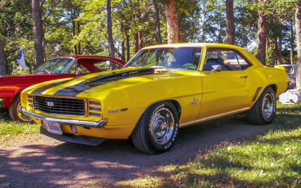 chevrolet camaro ss 396 1969 - goodyear brand name - fotografias e filmes do acervo