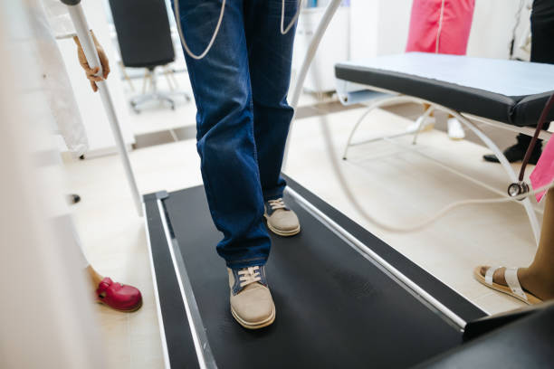 istock Senior man at cardiology 1305633853