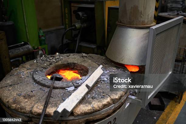 Crucible Furnace In Foundry Stock Photo - Download Image Now - Aluminum, Casting, Aluminum Mill