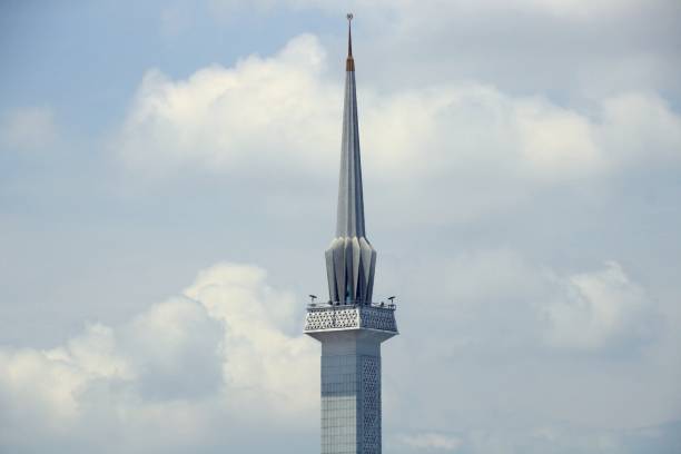 istock Masjid Negar Minaret 1305659087