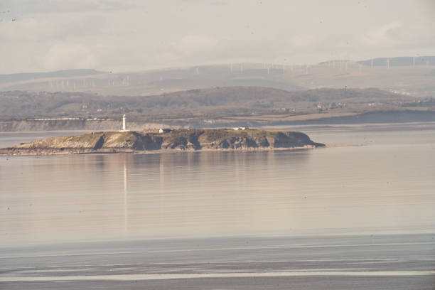 istock Flat Home_Island_Bristol channel 1305673192