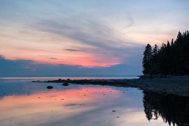 Moment of tranquility at dusk Moment of tranquility at dusk, Mingan Archipelago, Quebec, Canada cote nord photos stock pictures, royalty-free photos & images