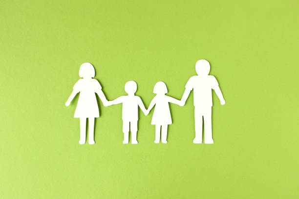 istock Paper chain family 1305815068