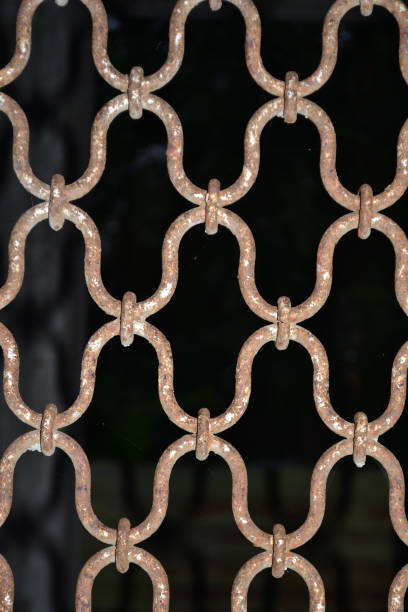 istock The iron trellis was rusting and starting to break 1305872598
