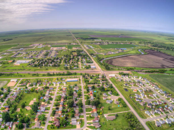 mapleton is a small north dakota town by fargo on i-94 - north dakota imagens e fotografias de stock