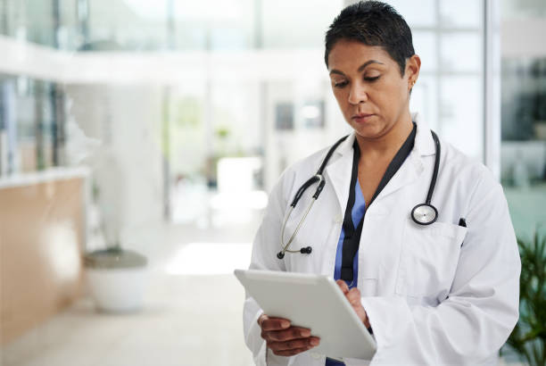 istock Reshaping healthcare through digital transformation 1305971090