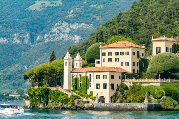 villa del balbianello a lenno sul lago di como - lenno foto e immagini stock