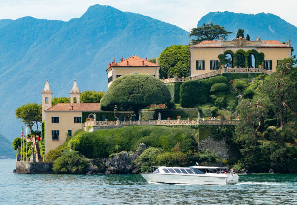 villa del balbianello a lenno sul lago di como - lenno foto e immagini stock