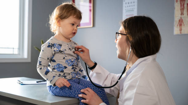 istock Preschooler visits doctor 1305998274
