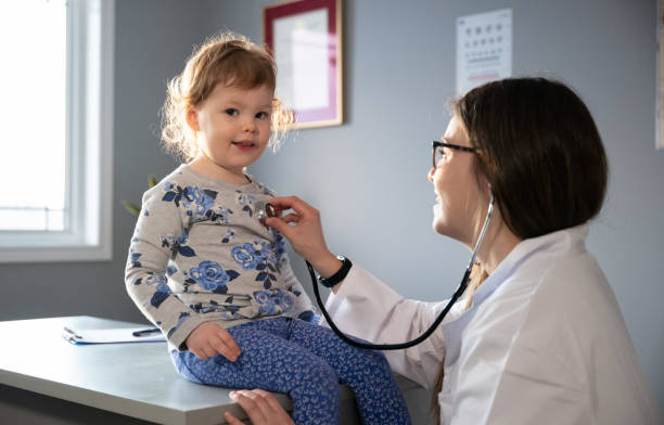 istock Preschooler visits doctor 1305998277