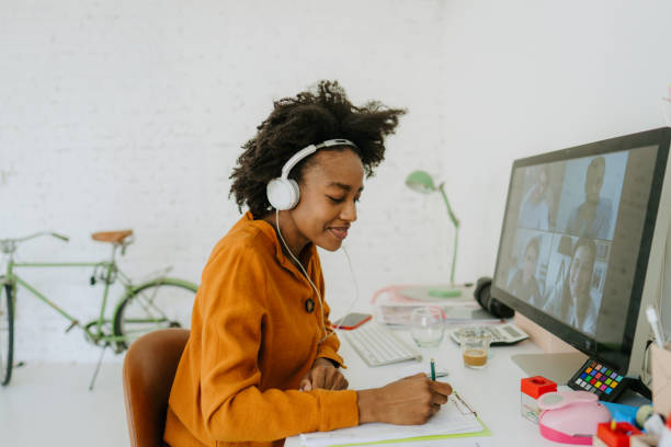 istock Having a virtual meeting with my coworkers 1306002526