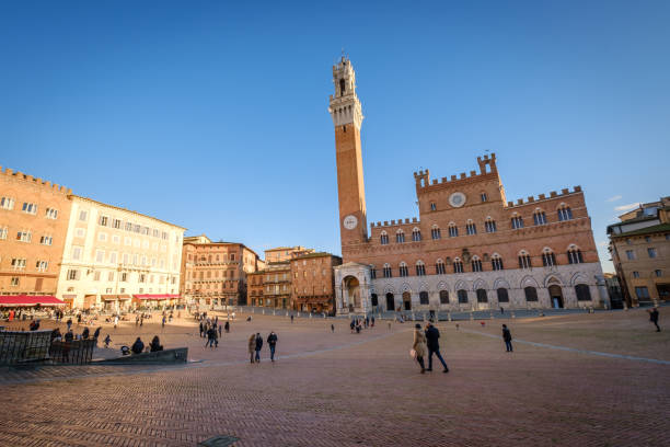 istock Piazza del Campo, Palazzo Pubblico, Siena 1306053210