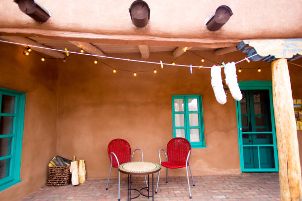 Santa Fe Style: Adobe House Exterior Portal
