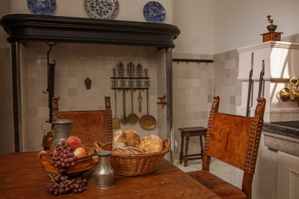 cucina tradizionale olandese - classical antiquity foto e immagini stock