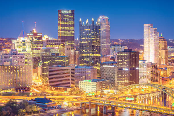 istock Downtown Pittsburgh Pennsylvania USA at night 1306210359