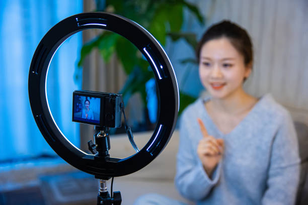 istock Asian female vlogger 1306293700