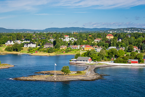 Des îles avec des maisons à proximité de Bodo, en Norvège