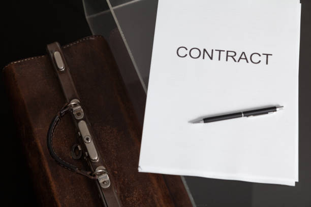 istock Contract and leather carpetbag close-up 1306432314