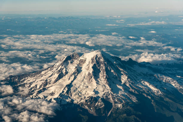 The aerial view of Mount Rainier in Washington, USA The aerial view of Mount Rainier in Washington, USA mt rainier stock pictures, royalty-free photos & images