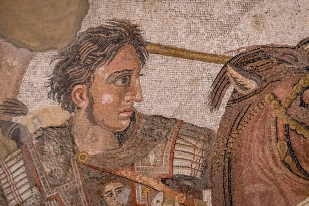 o mosaico de alexandre é um mosaico romano originário da casa do fauno em pompéia (uma suposta imitação de um philoxenus da pintura de eretria ou apelles) que data de cerca de 100 a.c. - alexandre o grande fotos - fotografias e filmes do acervo