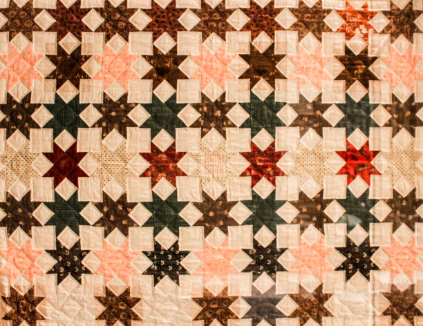 오래된 조각 별 퀼트 - 골동품 직물 - 배경 - quilt patchwork textile blanket 뉴스 사진 이미지