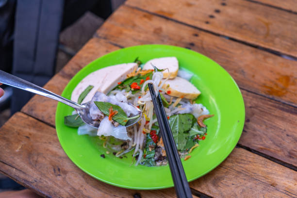 Banh Cuon - Vietnamese steamed rice noodle rolls